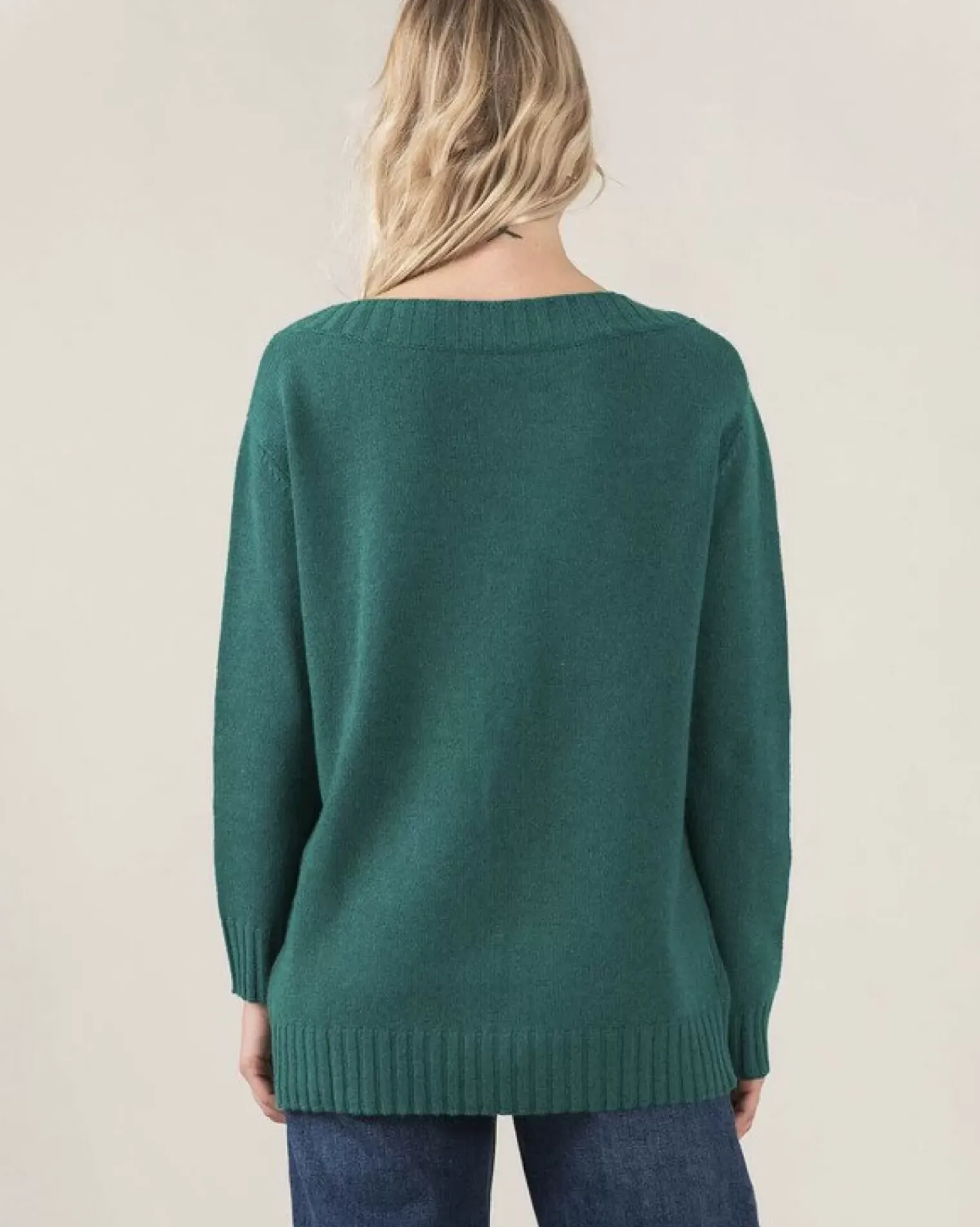 Kujten Sweaters & Sweatshirts>Asymmetric Round Neck Cashmere Sweater Vert Menthe