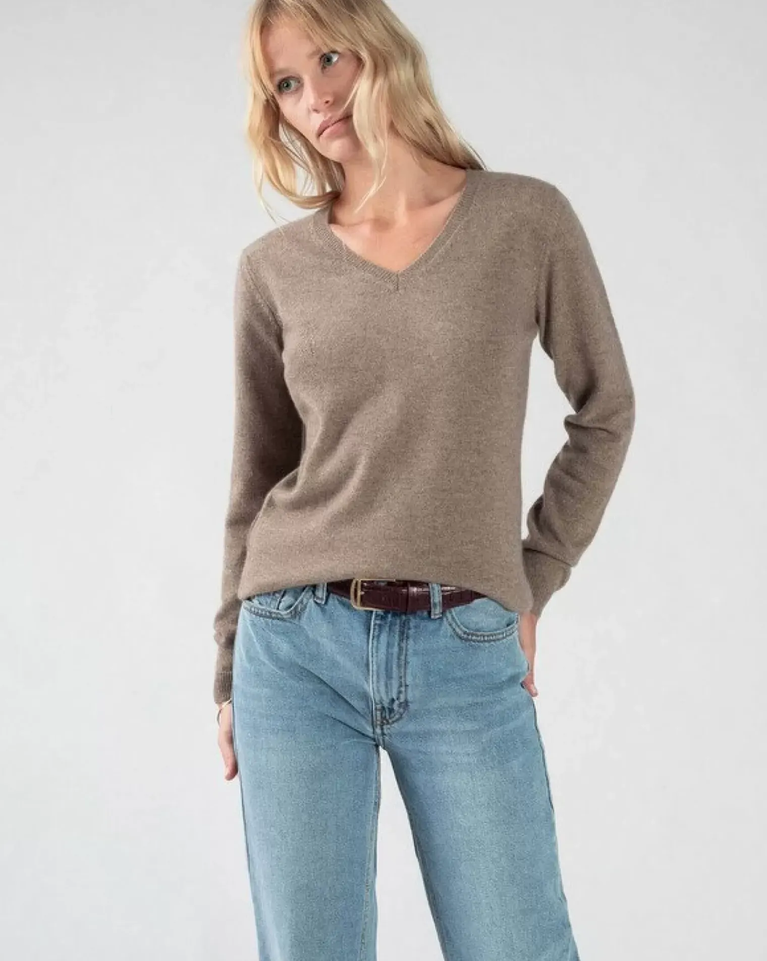Kujten Sweaters & Sweatshirts>Basic Long Sleeves Cashmere Sweater, 2-Threads Beige Taupe
