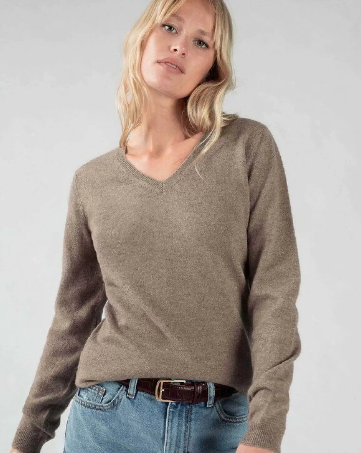 Kujten Sweaters & Sweatshirts>Basic Long Sleeves Cashmere Sweater, 2-Threads Beige Taupe