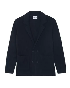Kujten Jackets & Vests><noscript><img width=