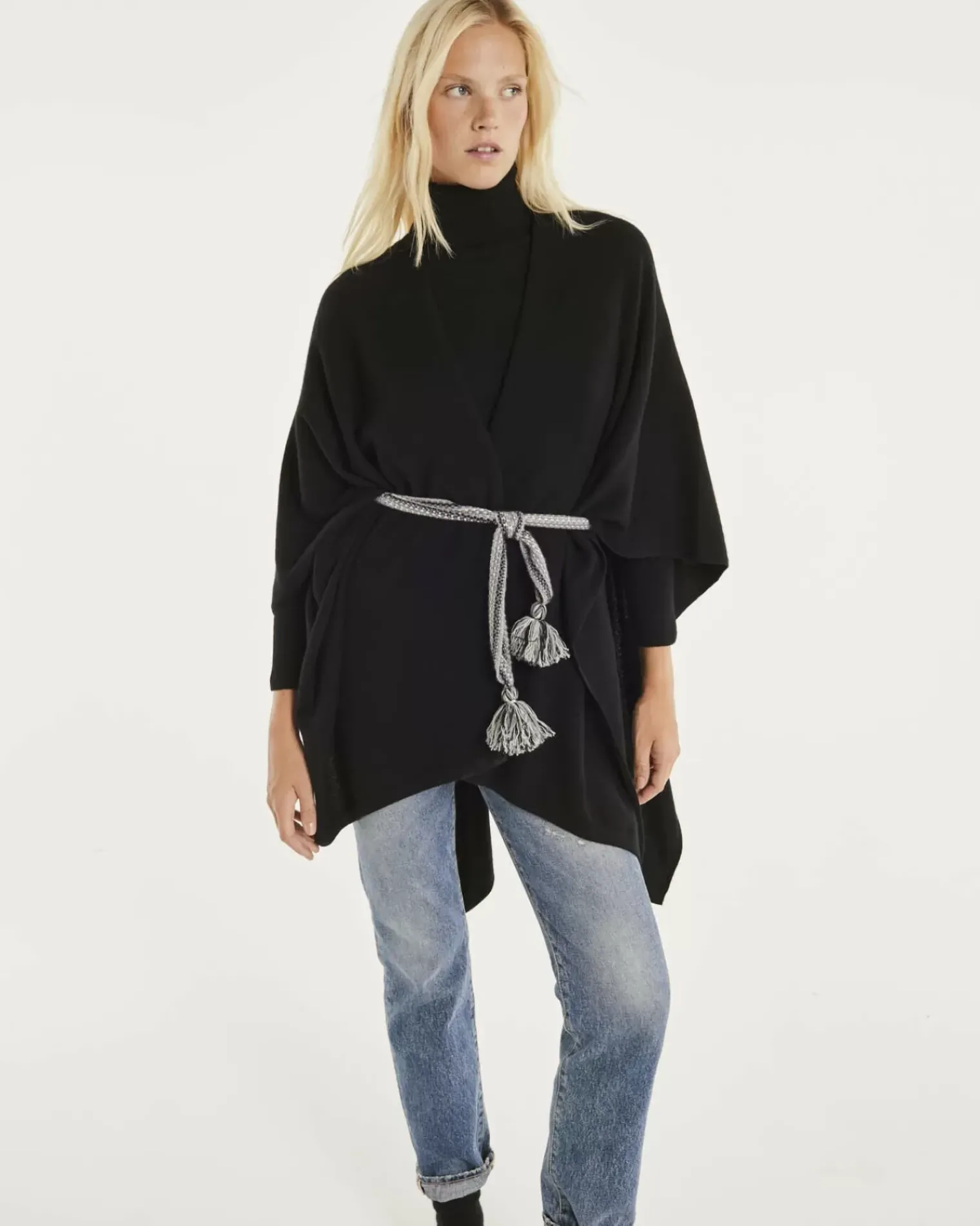 Kujten Capes & Ponchos>Cashmere Cape, 2-Threads Noir