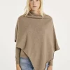 Kujten Capes & Ponchos>Cashmere Short Boat Neck Poncho, 2-Threads Beige Taupe
