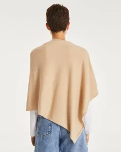 Kujten Capes & Ponchos><noscript><img width=