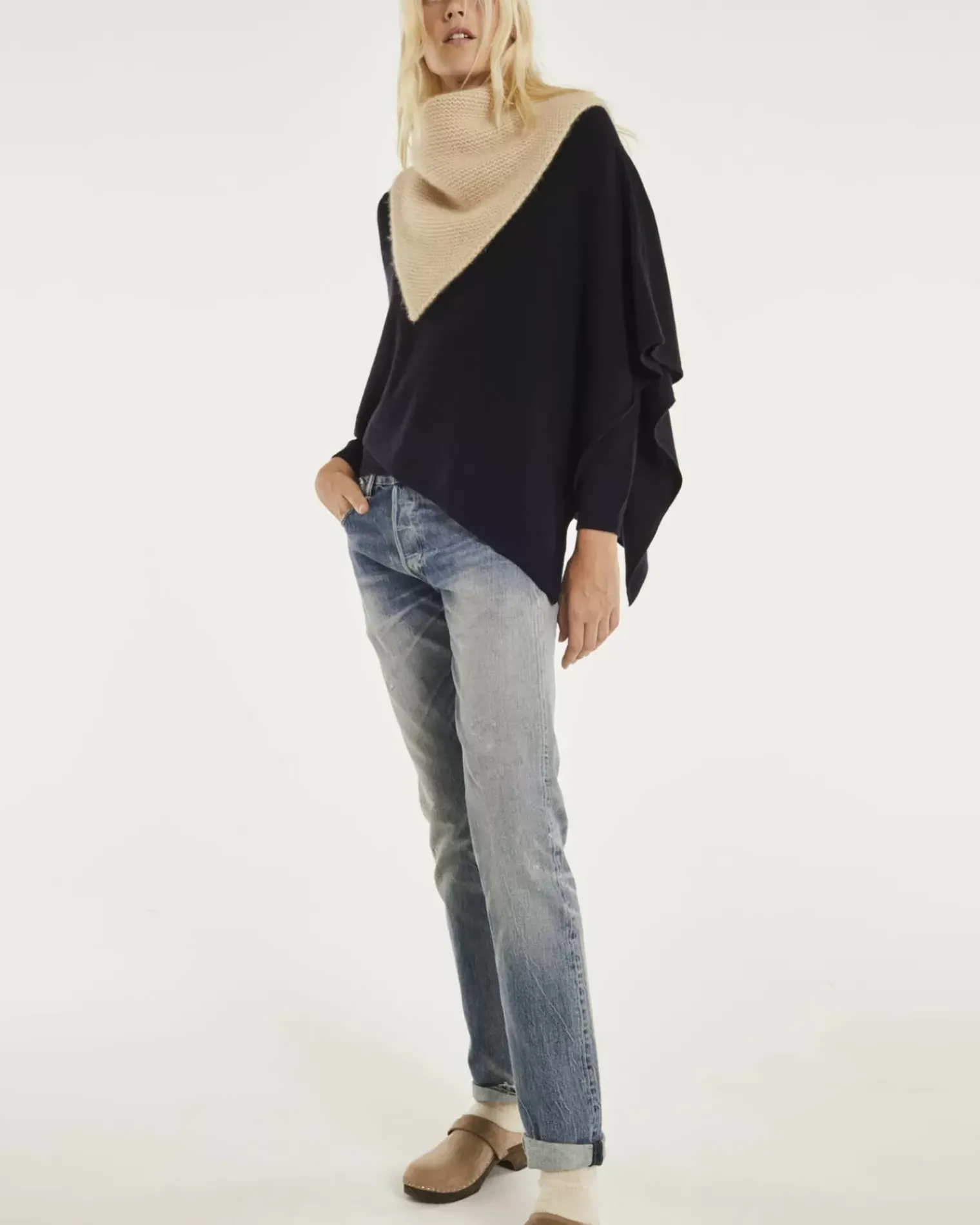 Kujten Capes & Ponchos>Cashmere Short Poncho, 2-Threads Bleu Marine Fonce
