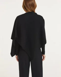 Kujten Capes & Ponchos><noscript><img width=