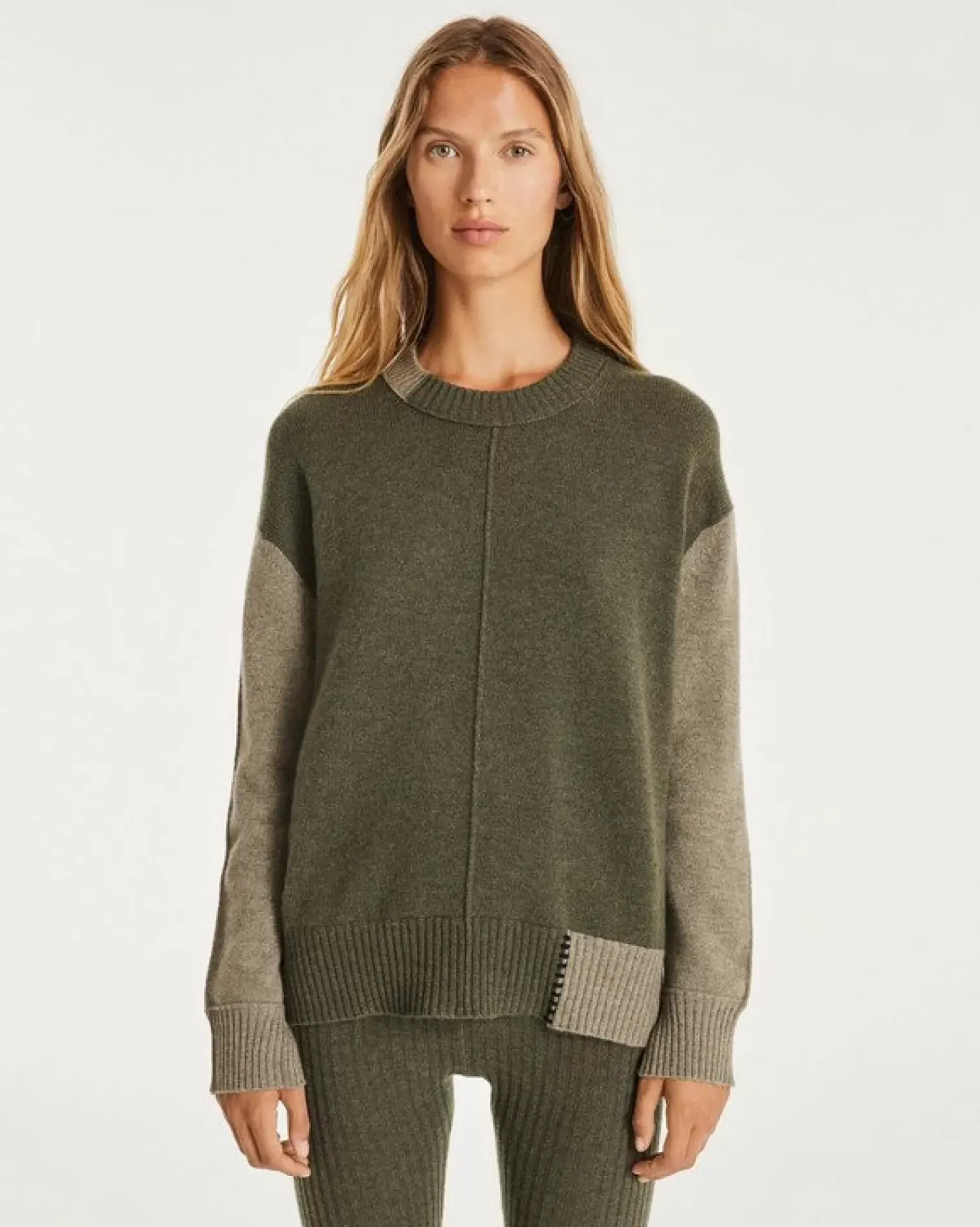 Kujten Sweaters & Sweatshirts>Cashmere Sweater Round Neck Long Sleeves Kaki Fonce
