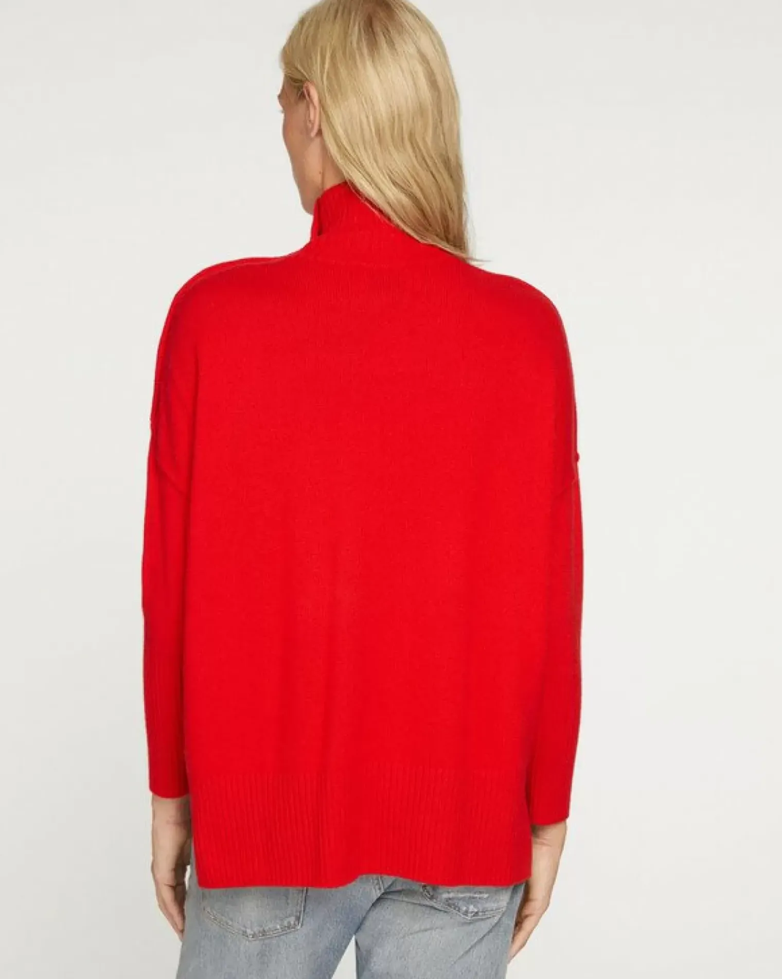 Kujten Sweaters & Sweatshirts>Cashmere Sweater With Black Buttons, 4-Threads Rouge Tomato