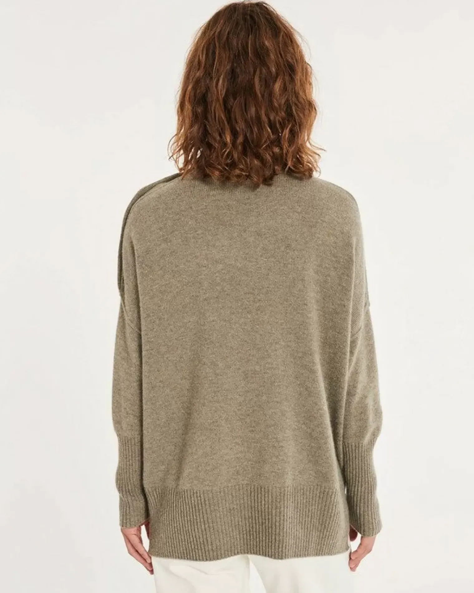 Kujten Sweaters & Sweatshirts>Cashmere Sweater With Black Buttons, 4-Threads Kaki Chine