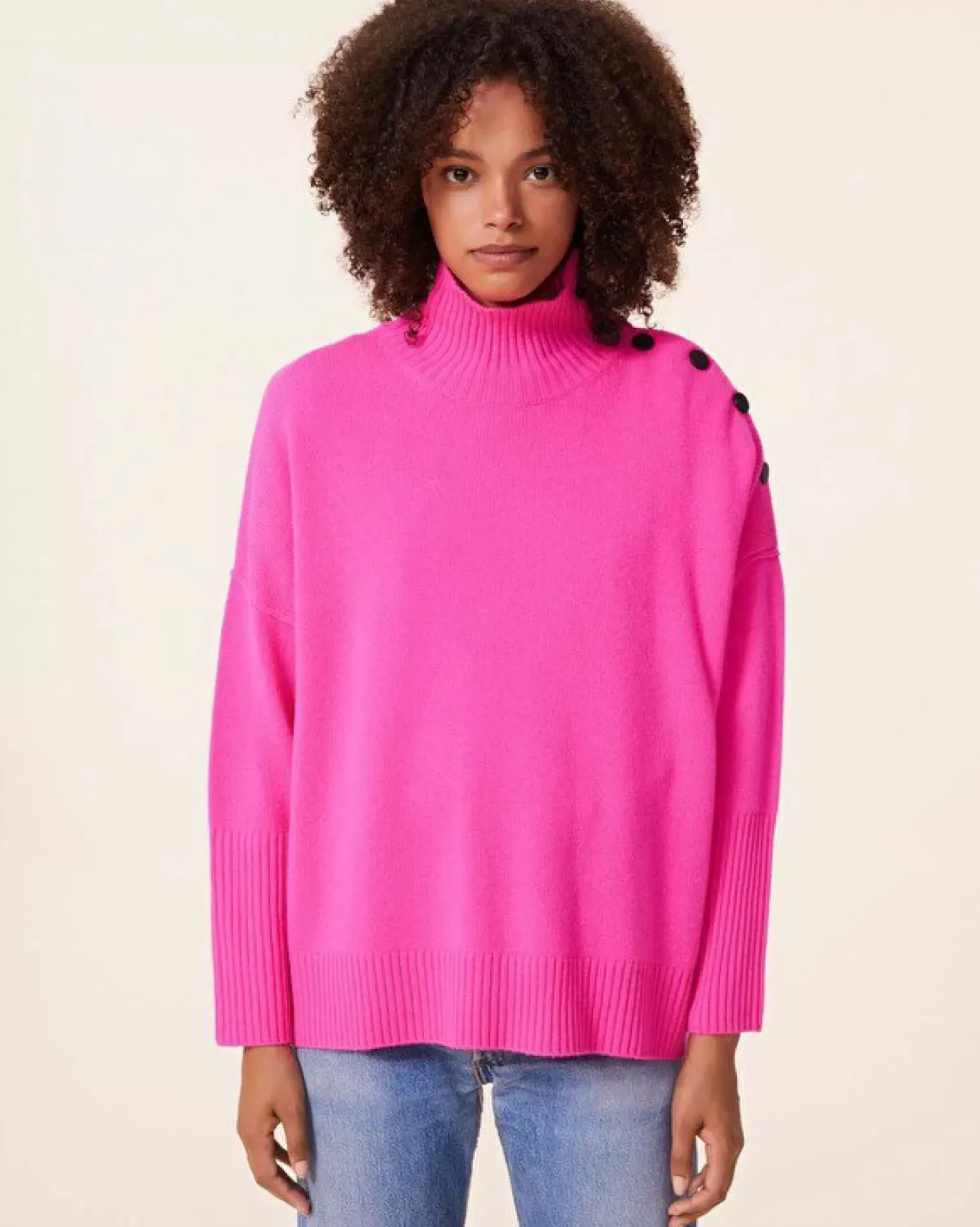 Kujten Sweaters & Sweatshirts>Cashmere Sweater With Gold Buttons, 4-Threads Rose Neon