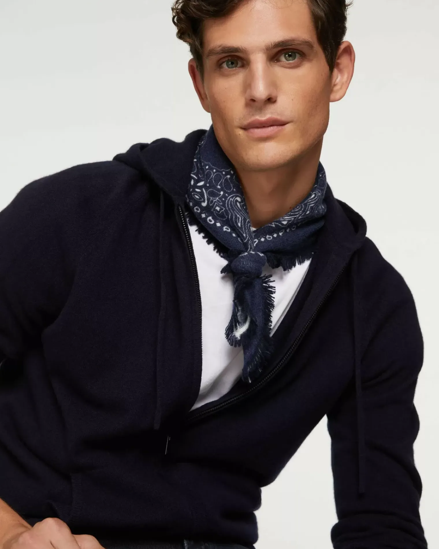 Kujten Hoodies>Cashmere Zipped Hooded Jacket, 2-Threads Bleu Marine Fonce