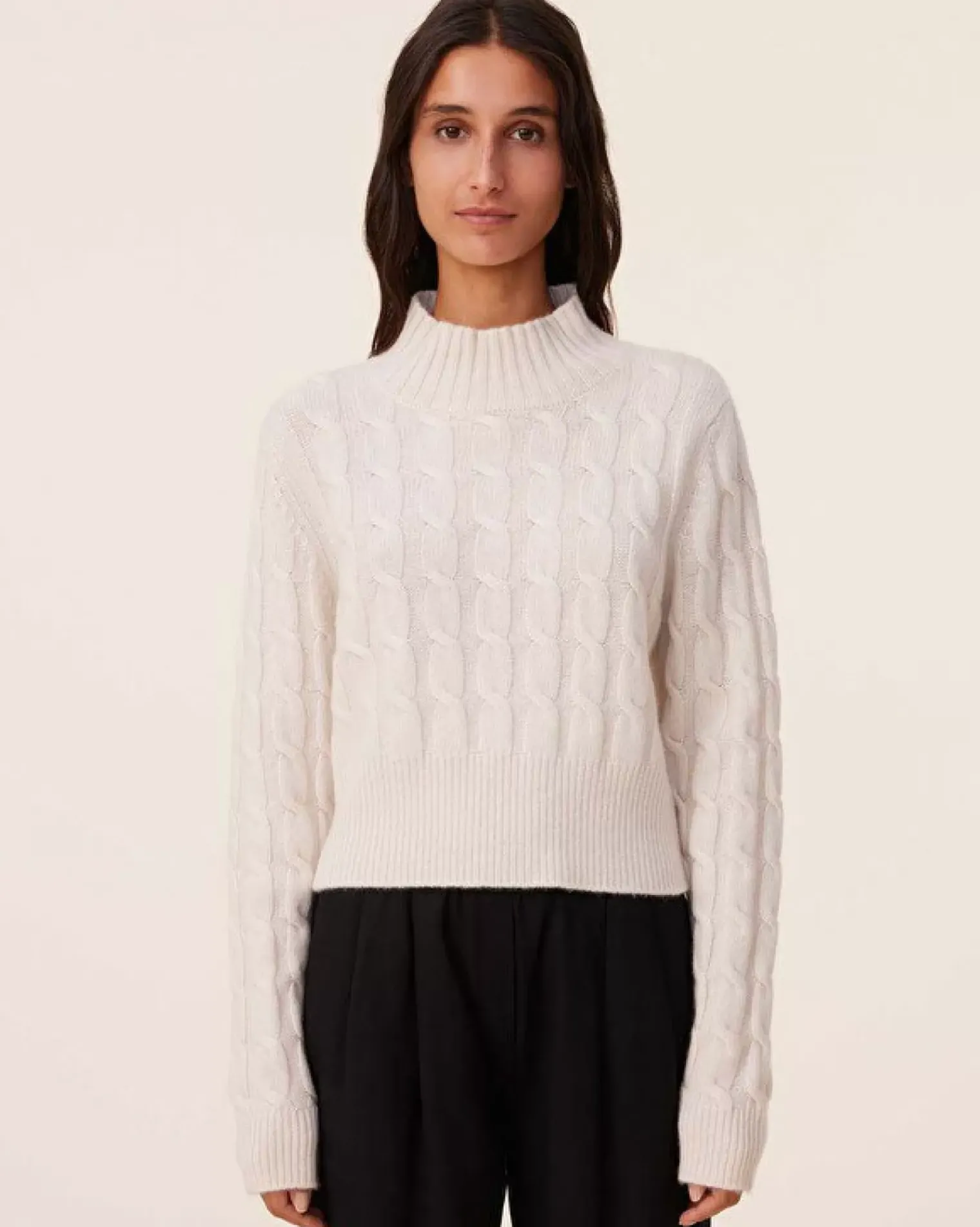 Kujten Sweaters & Sweatshirts>Chimney Neck Twisted Cashmere Sweater, 6-Threads Blanc