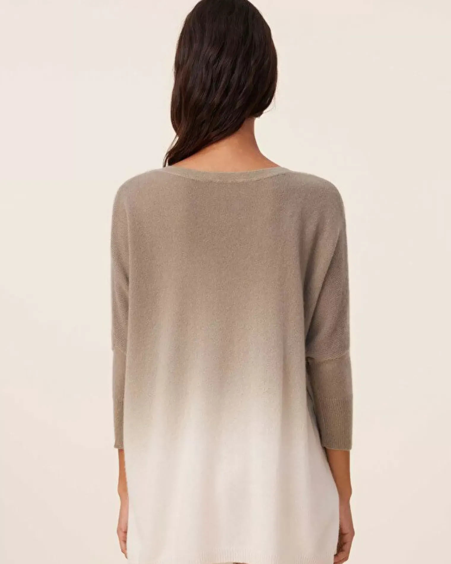 Kujten Sweaters & Sweatshirts>Dip Dye Oversize V-Neck Cashmere Sweater, 2-Threads Kaki Chine