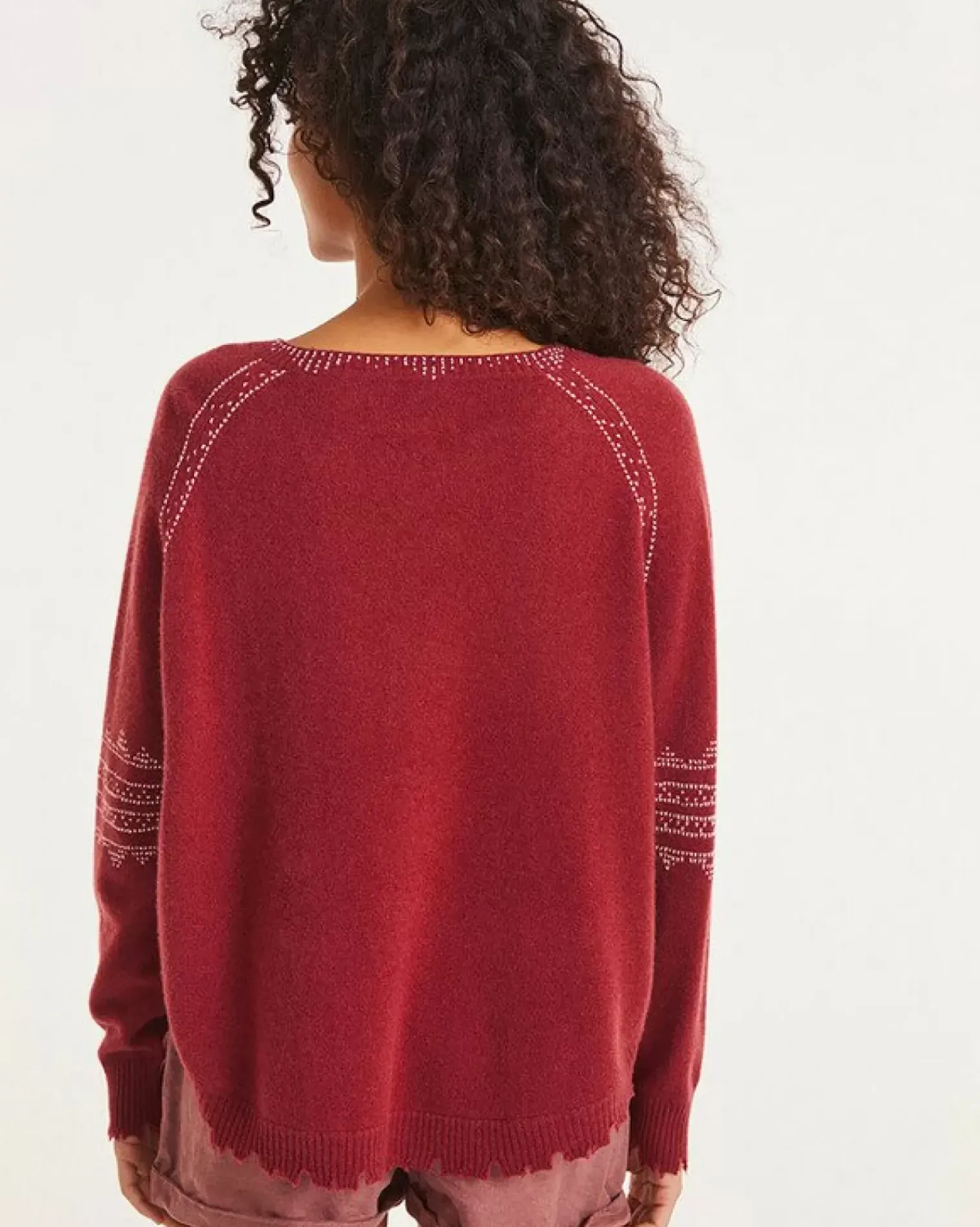Kujten Sweaters & Sweatshirts>Embroidery Round Neck Cashmere Sweater Sierra