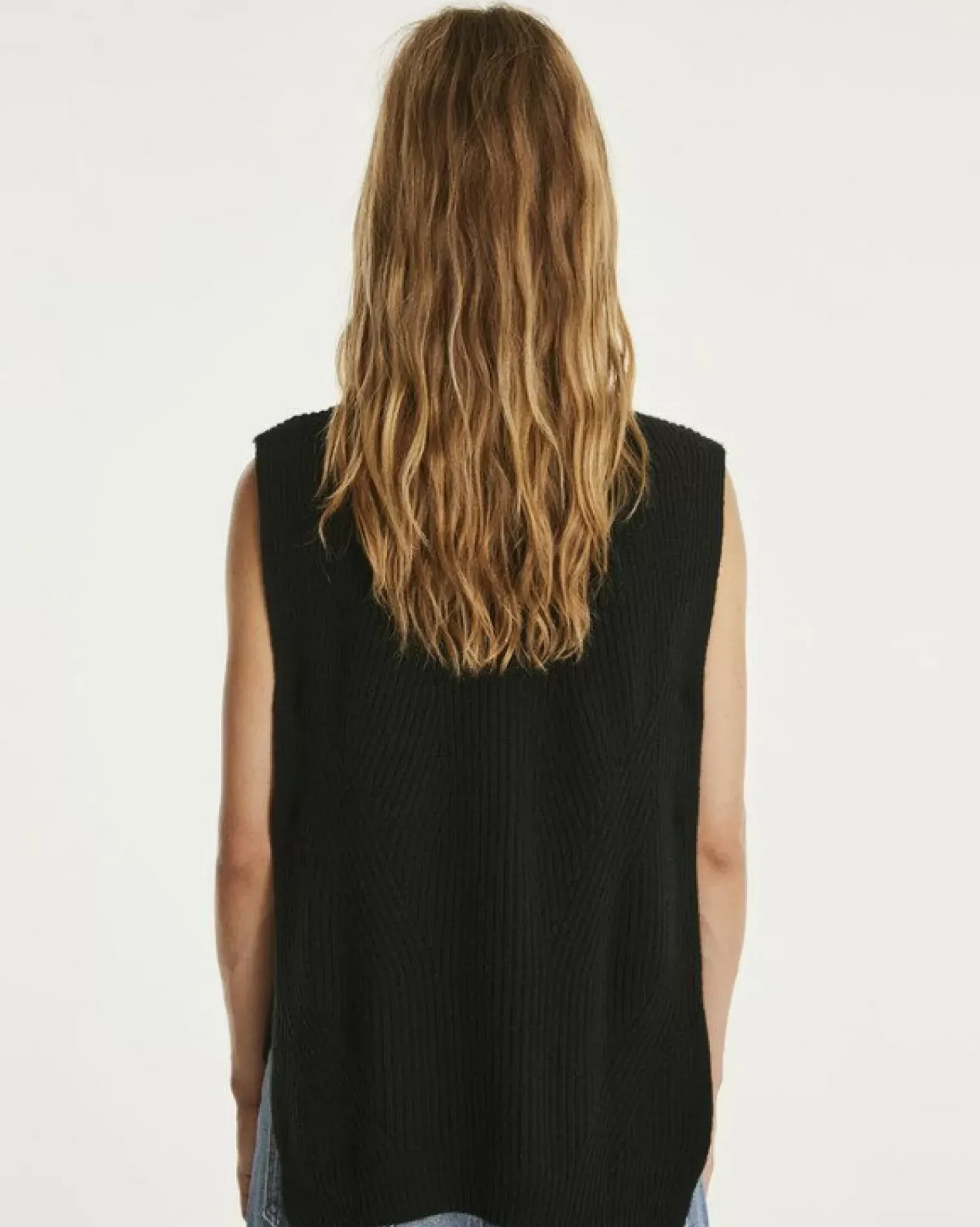 Kujten Sweaters & Sweatshirts>Funnel Neck Sleeveless Cashmere Sweater, 6-Threads Noir