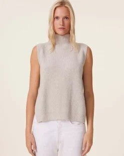 Kujten Sweaters & Sweatshirts>Funnel Neck Sleeveless Cashmere Sweater, 6-Threads Avoine