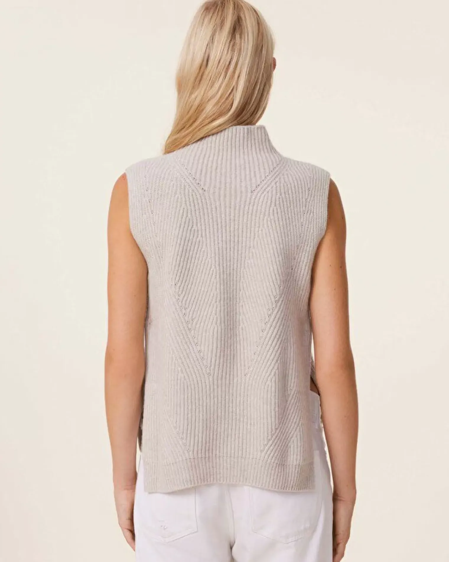 Kujten Sweaters & Sweatshirts>Funnel Neck Sleeveless Cashmere Sweater, 6-Threads Avoine
