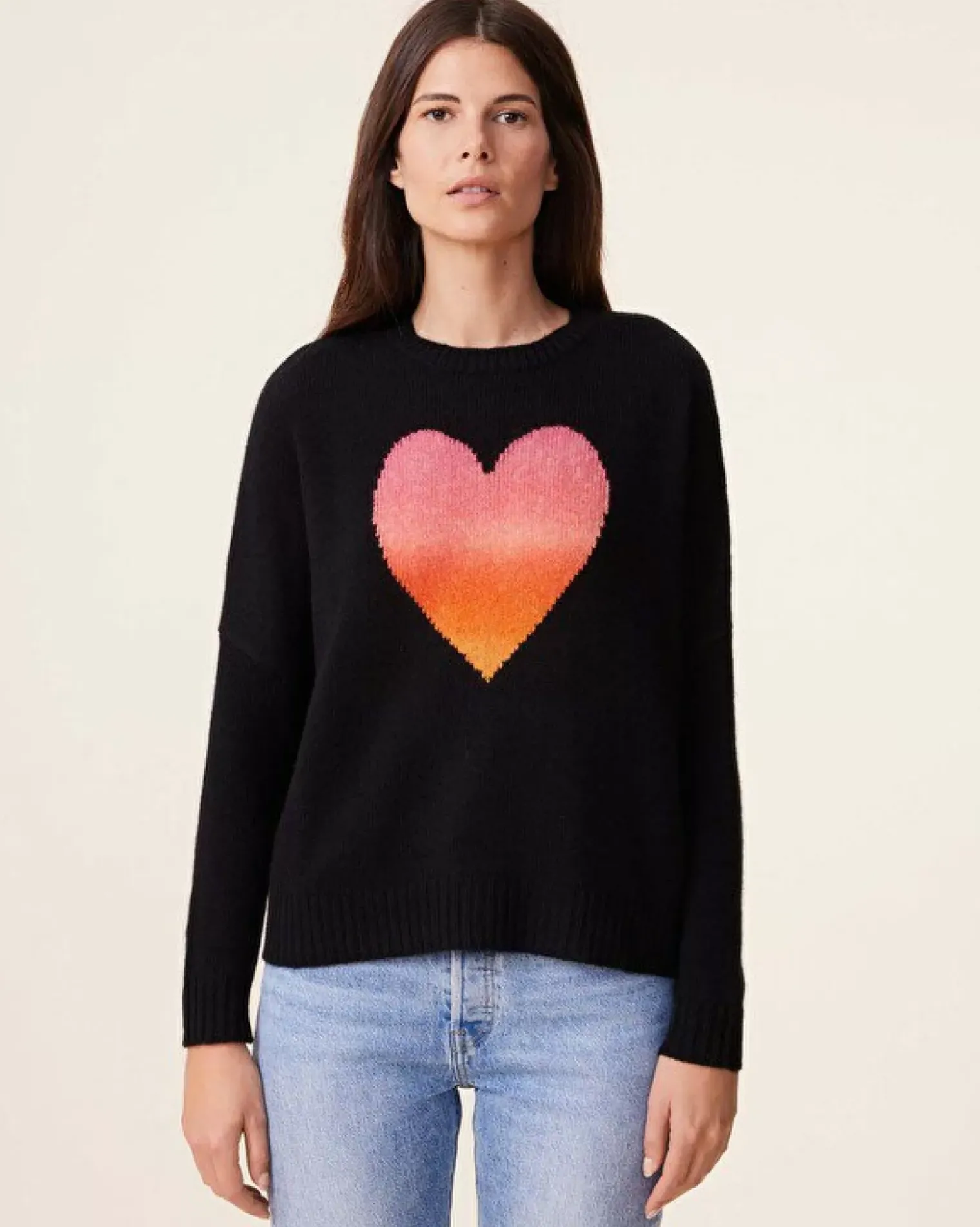 Kujten Sweaters & Sweatshirts>Heart Round Neck Cashmere Sweater, 4-Threads Noir