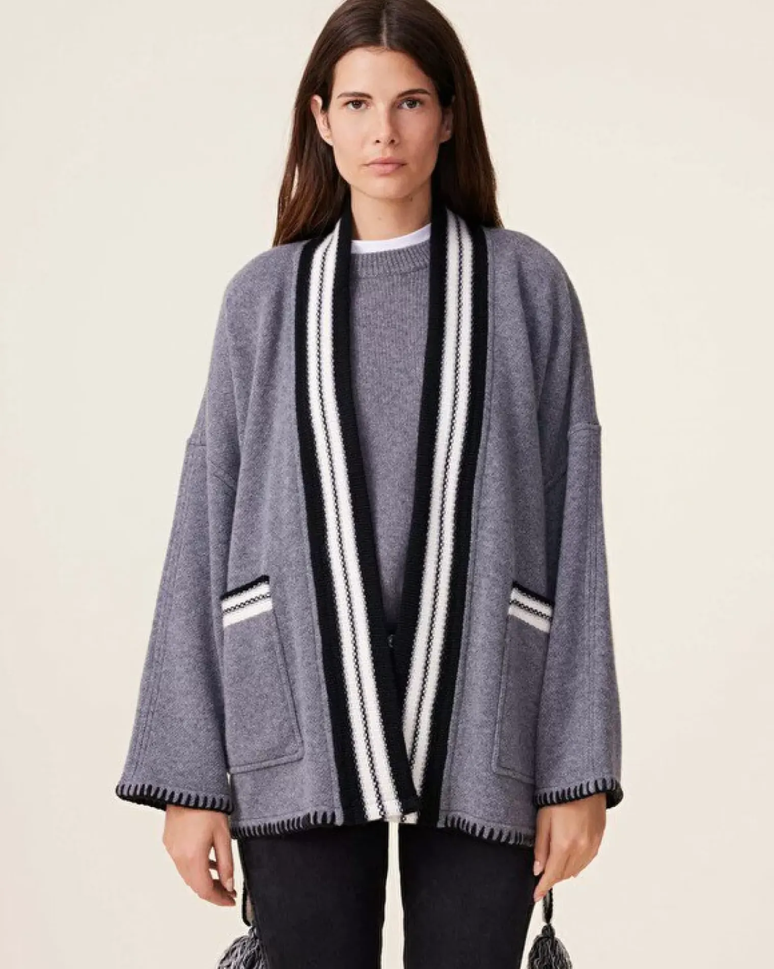 Kujten Jackets & Vests>Jacquard Cashmere Kimono Jacket, 4-Threads Noir