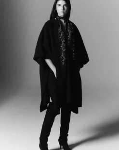 Kujten Capes & Ponchos>Jacquard Hooded Cashmere Poncho, 4-Threads Noir