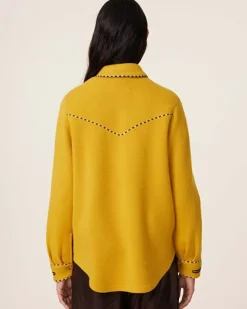Kujten Jackets & Vests><noscript><img width=