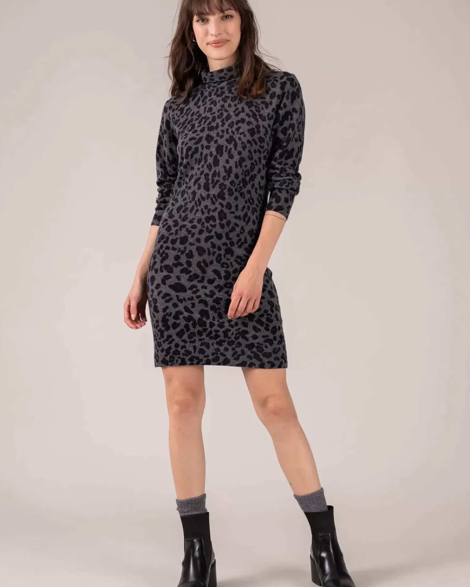 Kujten Dresses & Skirts>Leopard Funnel Neck Cashmere Dress Gris Anthracite Leopard