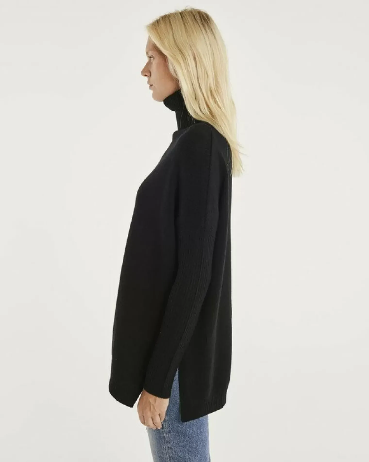 Kujten Capes & Ponchos>Lined Turtleneck Woman Cashmere Tunic Noir