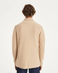 Kujten Jackets & Vests><noscript><img width=