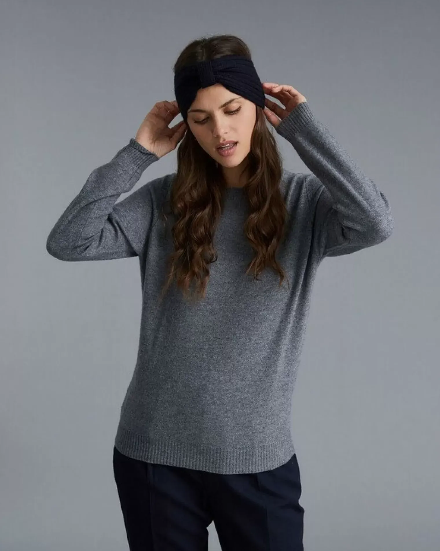 Kujten Sweaters & Sweatshirts>Long Sleeves Round Neck Cashmere Sweater Gris Flanelle
