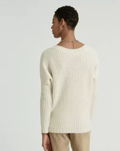 Kujten Sweaters & Sweatshirts><noscript><img width=