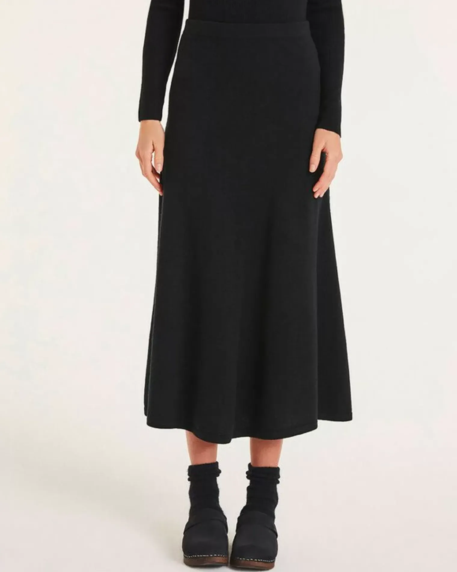 Kujten Dresses & Skirts>Long Woman Cashmere Skirt Noir