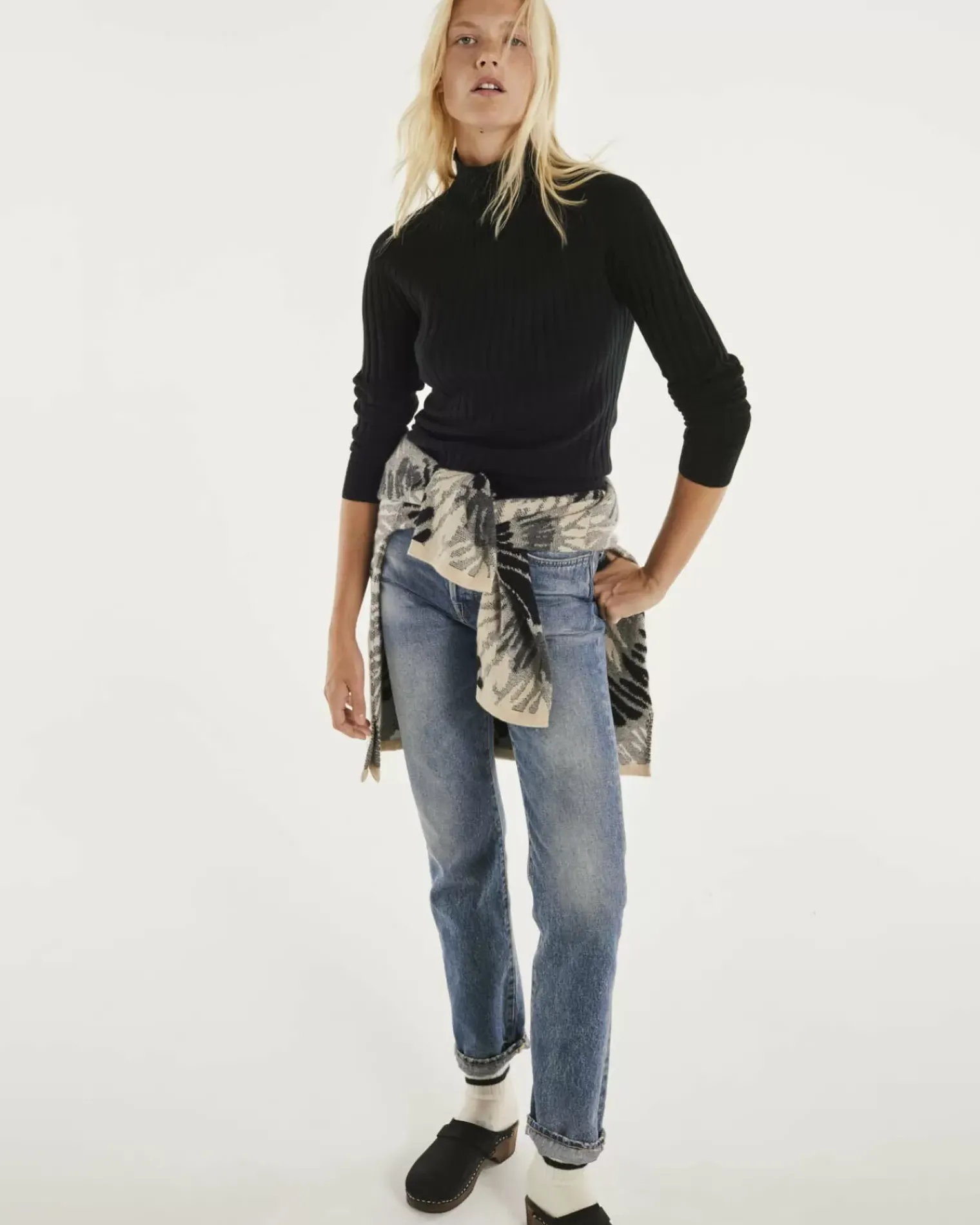 Kujten Sweaters & Sweatshirts>Mock Neck Side Women Cashmere Sweater Noir
