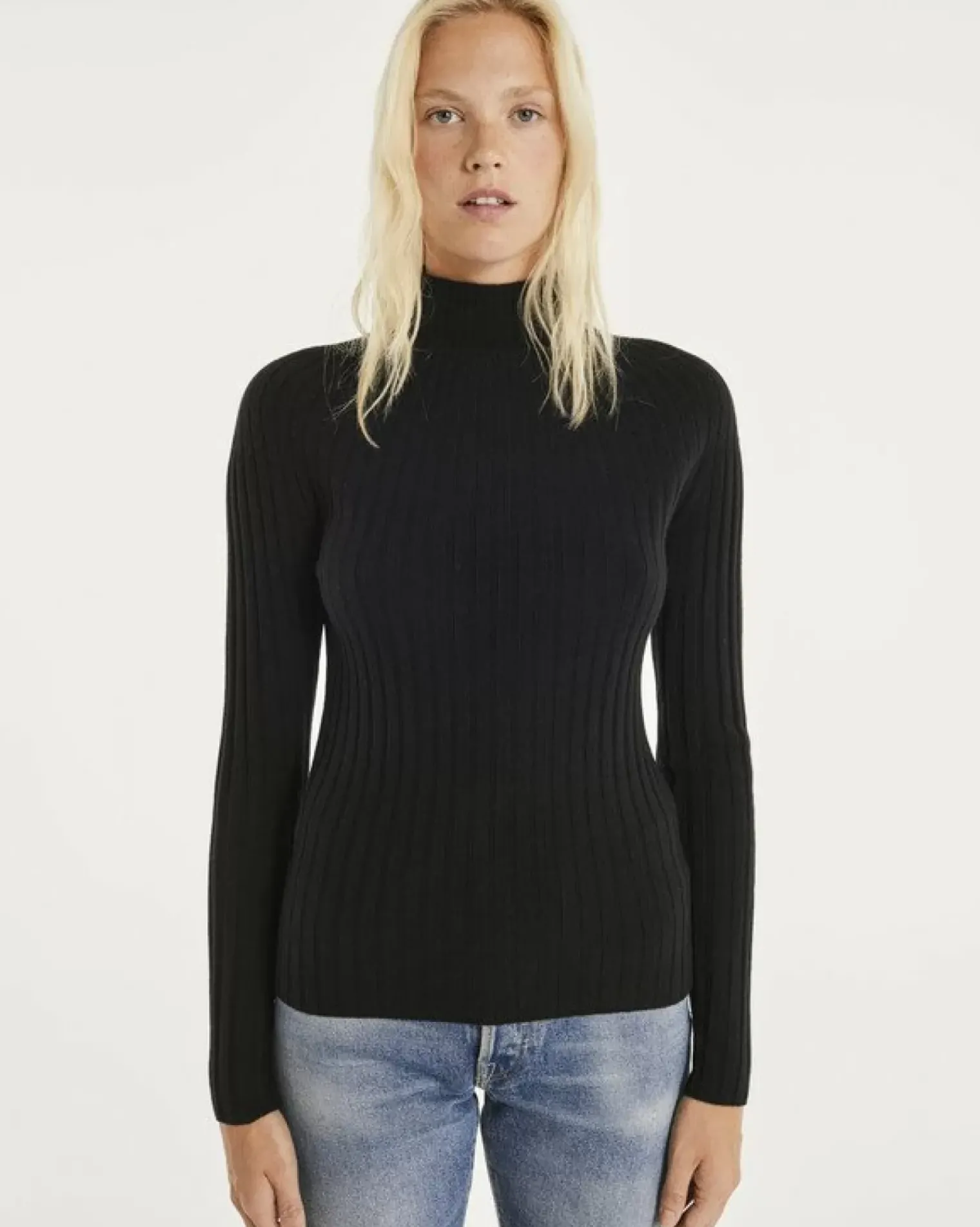 Kujten Sweaters & Sweatshirts>Mock Neck Side Women Cashmere Sweater Noir