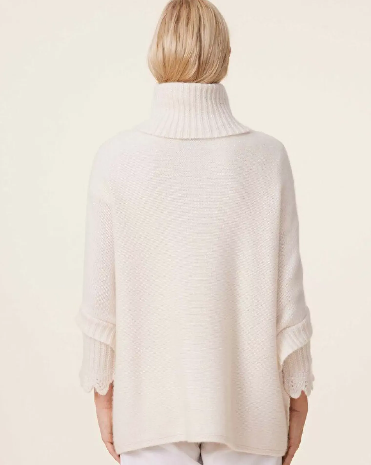 Kujten Capes & Ponchos>Oversize Turtleneck Cashmere Poncho, 10-Threads Blanc