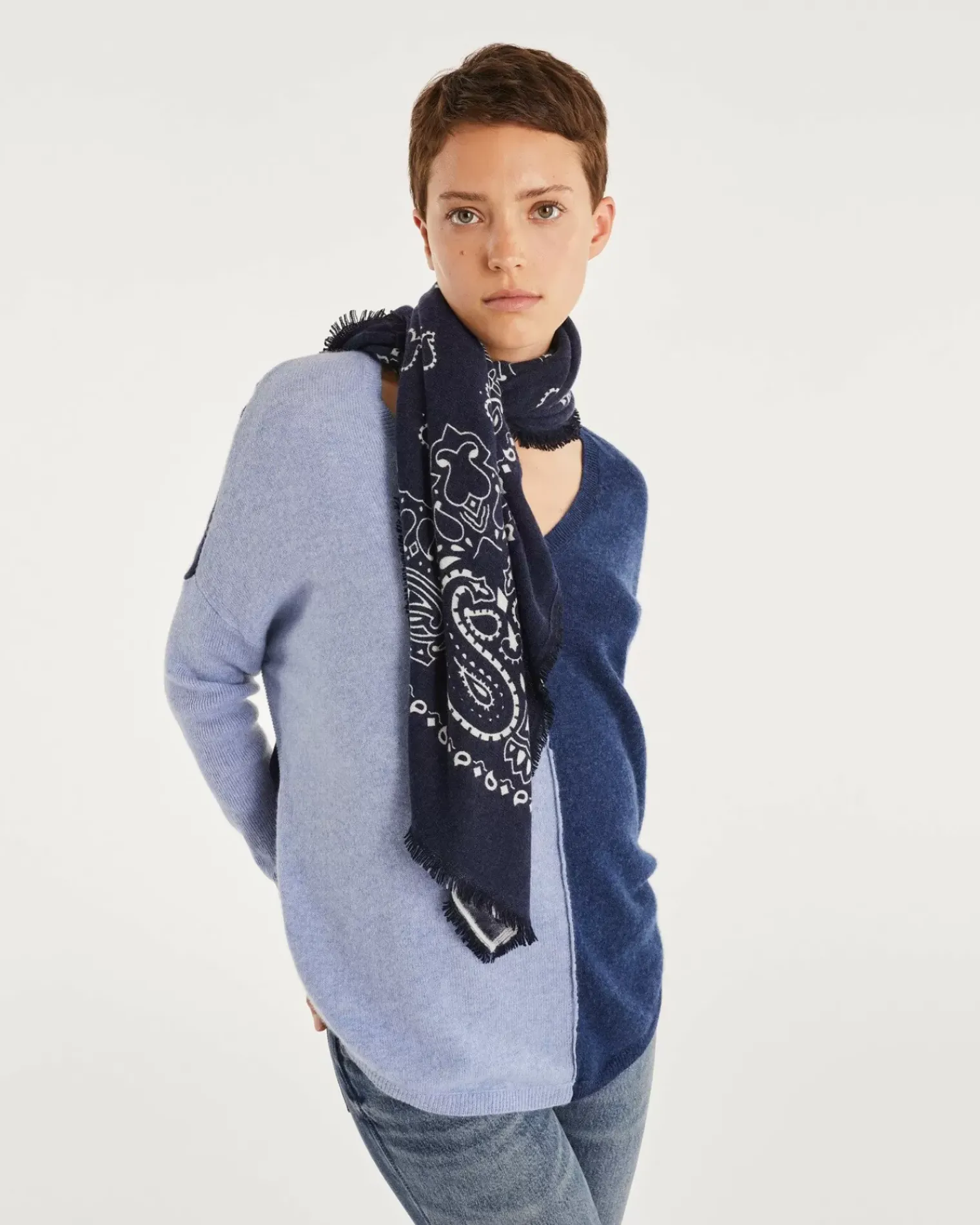 Kujten Sweaters & Sweatshirts>Oversize V-Neck Cashmere Sweater Bleu Jeans