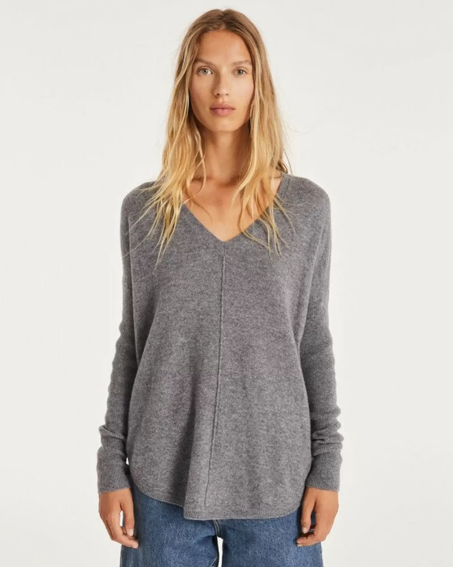 Kujten Sweaters & Sweatshirts>Oversize Woman V-Neck Cashmere Sweater Gris Flanelle