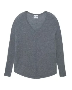 Kujten Sweaters & Sweatshirts><noscript><img width=