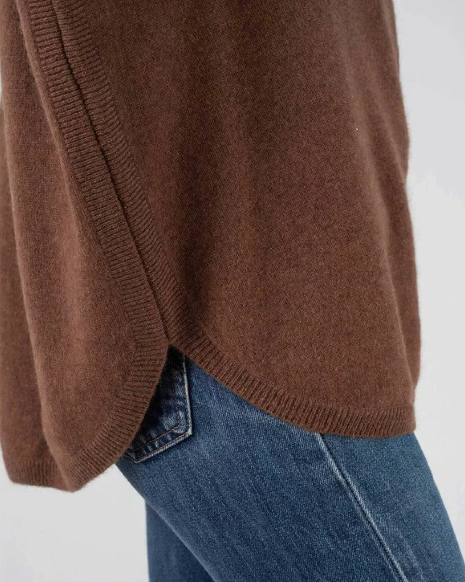 Kujten Sweaters & Sweatshirts>Oversize Woman V-Neck Cashmere Sweater Marron Epice
