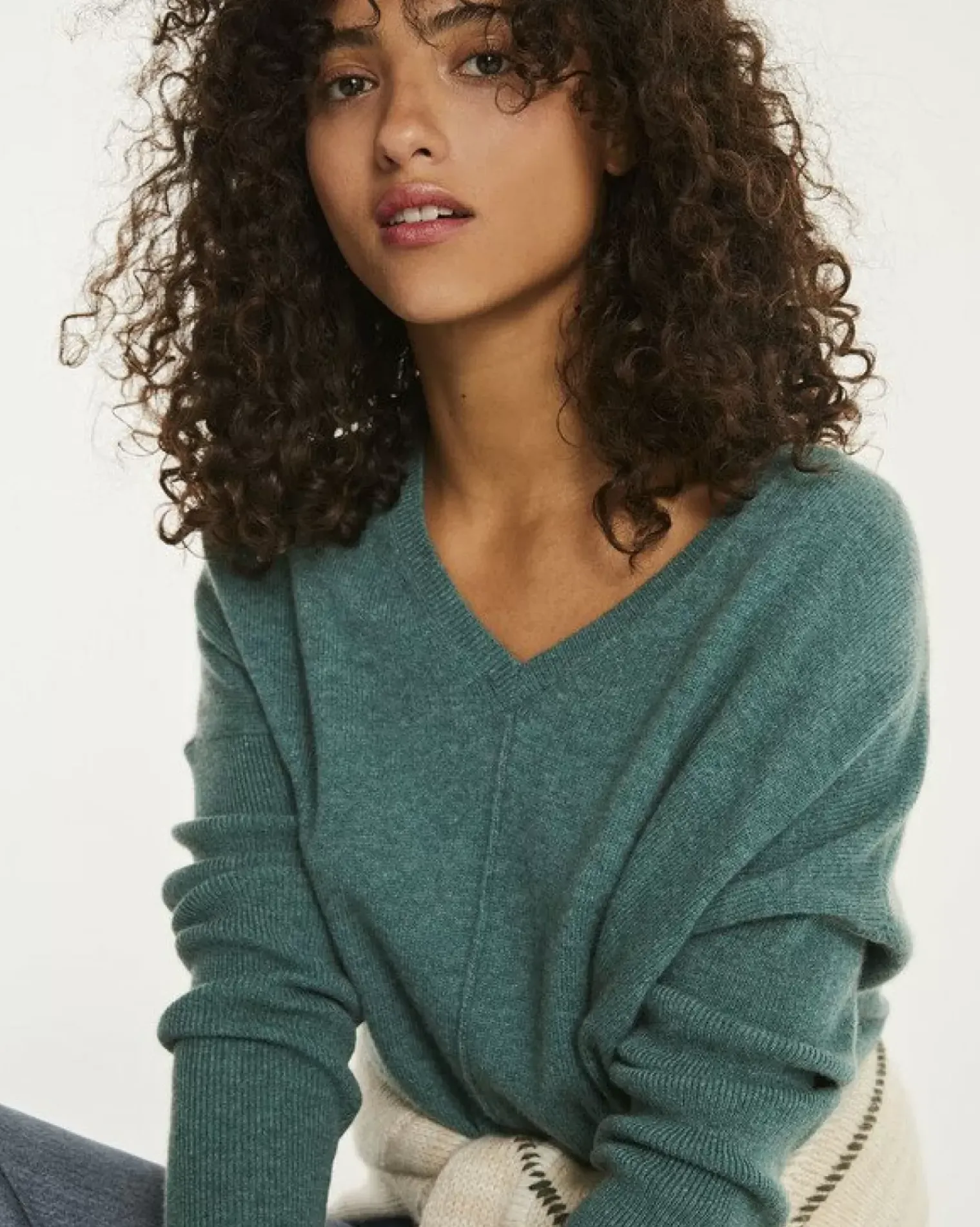 Kujten Sweaters & Sweatshirts>Oversized Cashmere V-Neck Sweater Vert Chine