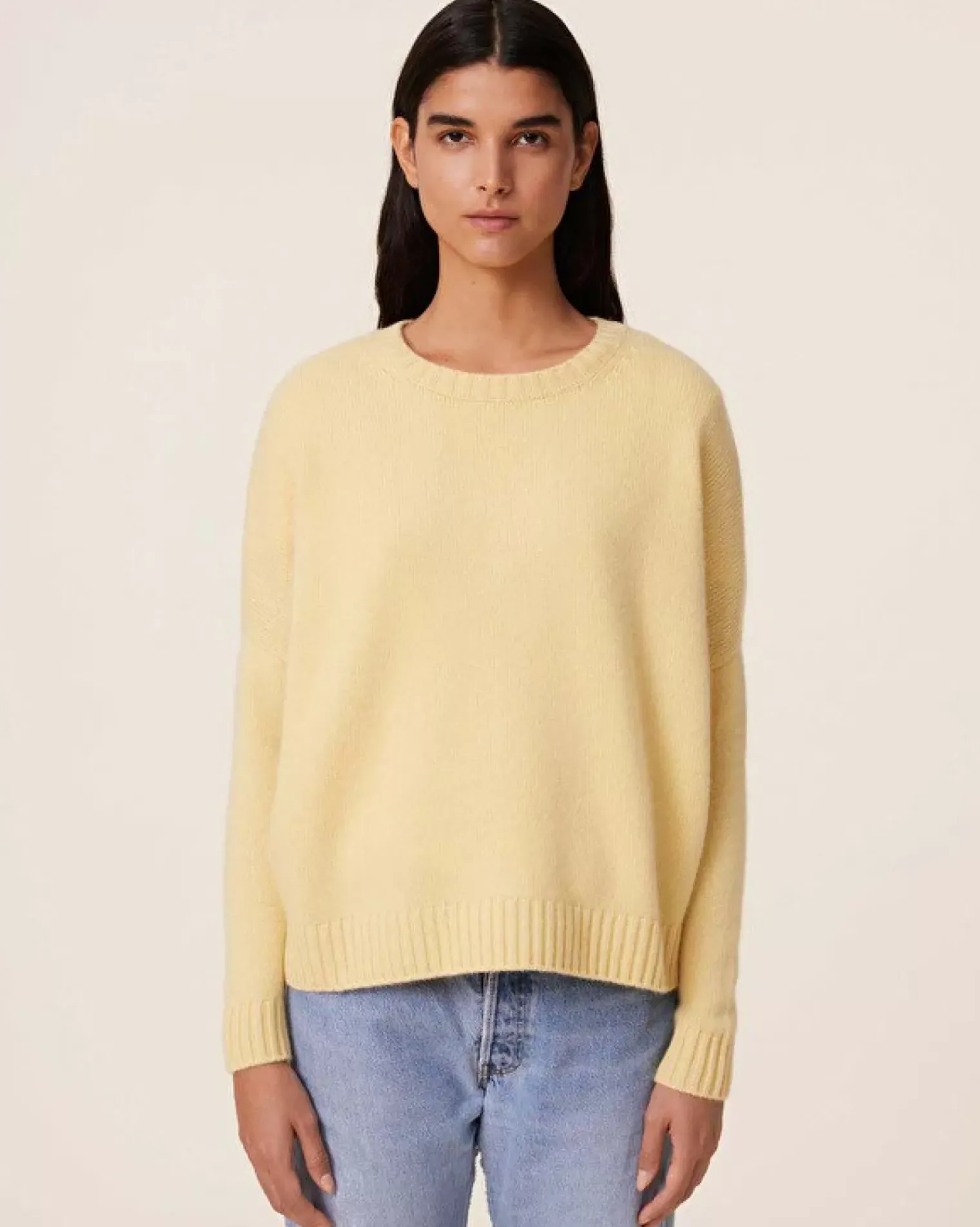 Kujten Sweaters & Sweatshirts>Oversized Round Neck Cashmere Sweater, 6-Threads Jaune Eggshell