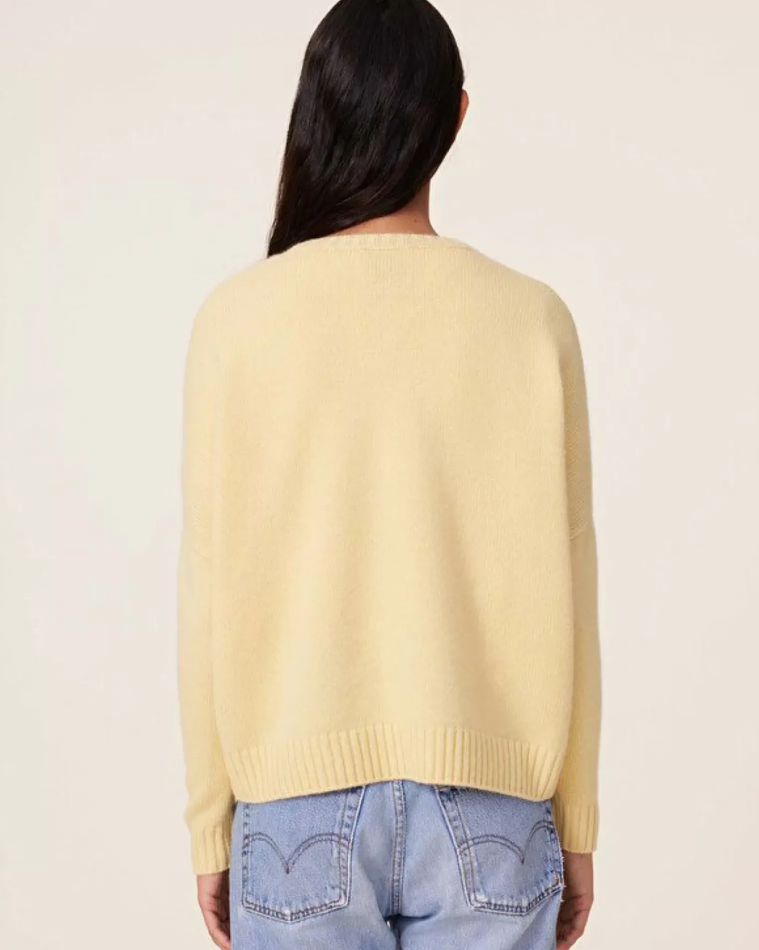 Kujten Sweaters & Sweatshirts>Oversized Round Neck Cashmere Sweater, 6-Threads Jaune Eggshell