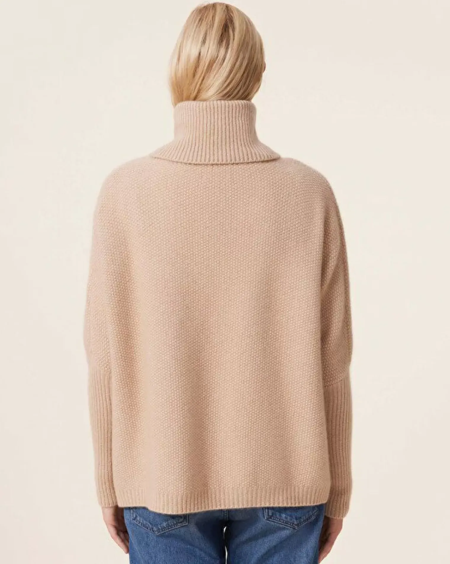 Kujten Sweaters & Sweatshirts>Oversized Turtleneck Cashmere Sweater, 8-Threads Organique