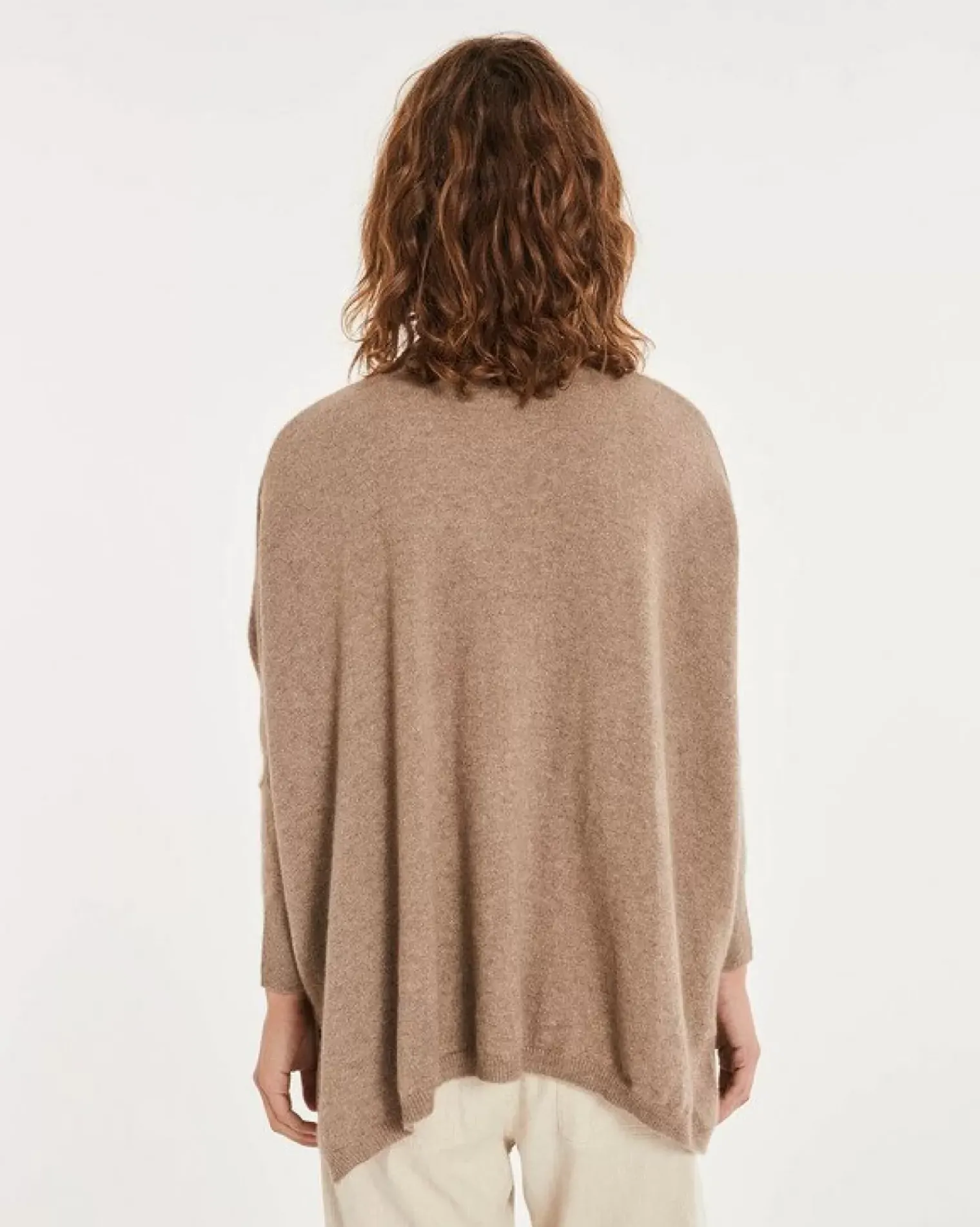 Kujten Sweaters & Sweatshirts>Oversized Turtleneck Cashmere Sweater Beige Taupe