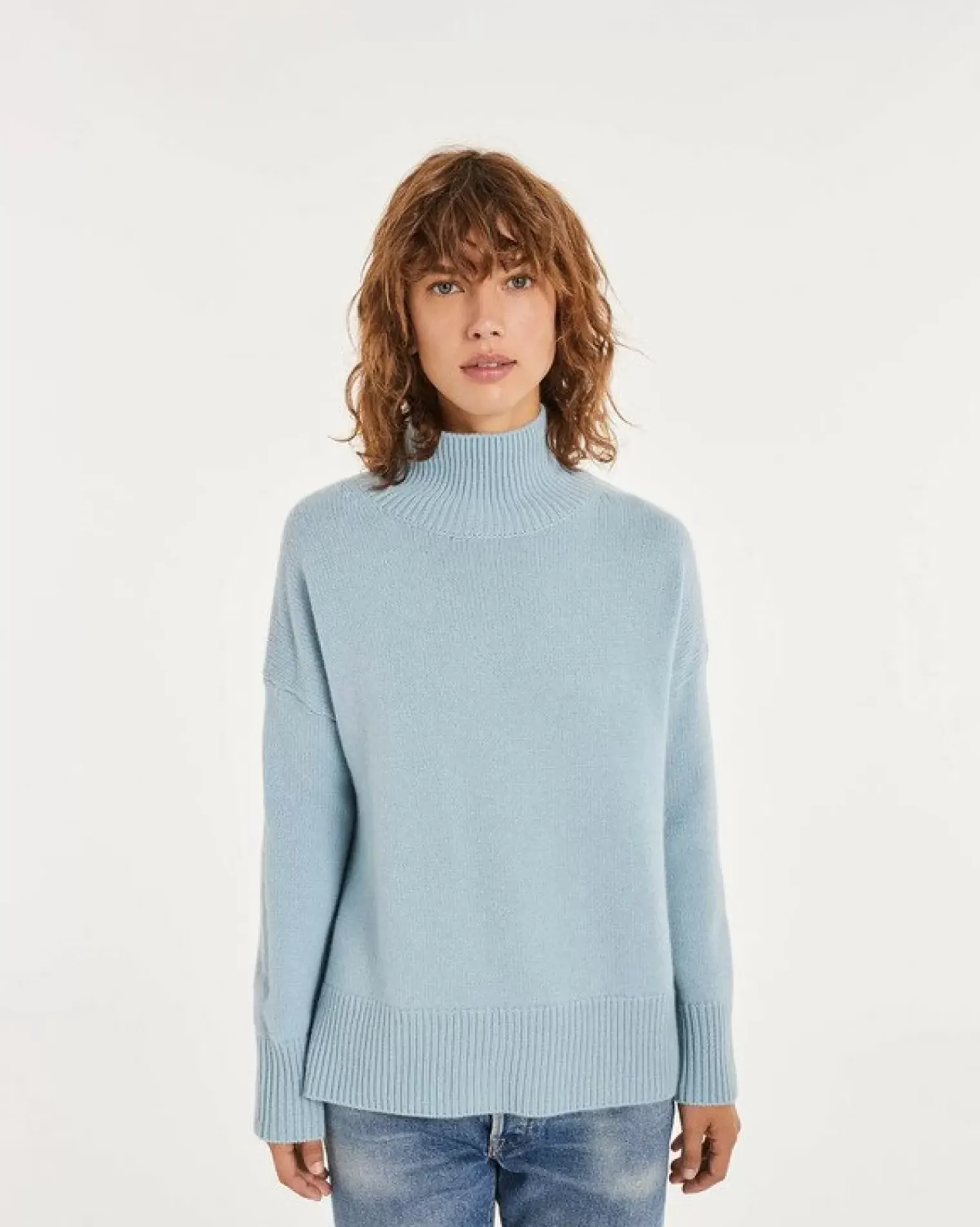 Kujten Sweaters & Sweatshirts>Oversized Turtleneck Cashmere Sweater Blue Ice