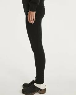 Kujten Joggings & Leggings><noscript><img width=