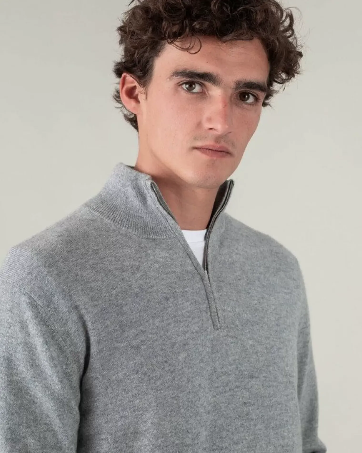 Kujten Sweaters & Sweatshirts>Plain Turtleneck Cashmere Man Sweater With Elbow Patches Gris Chine