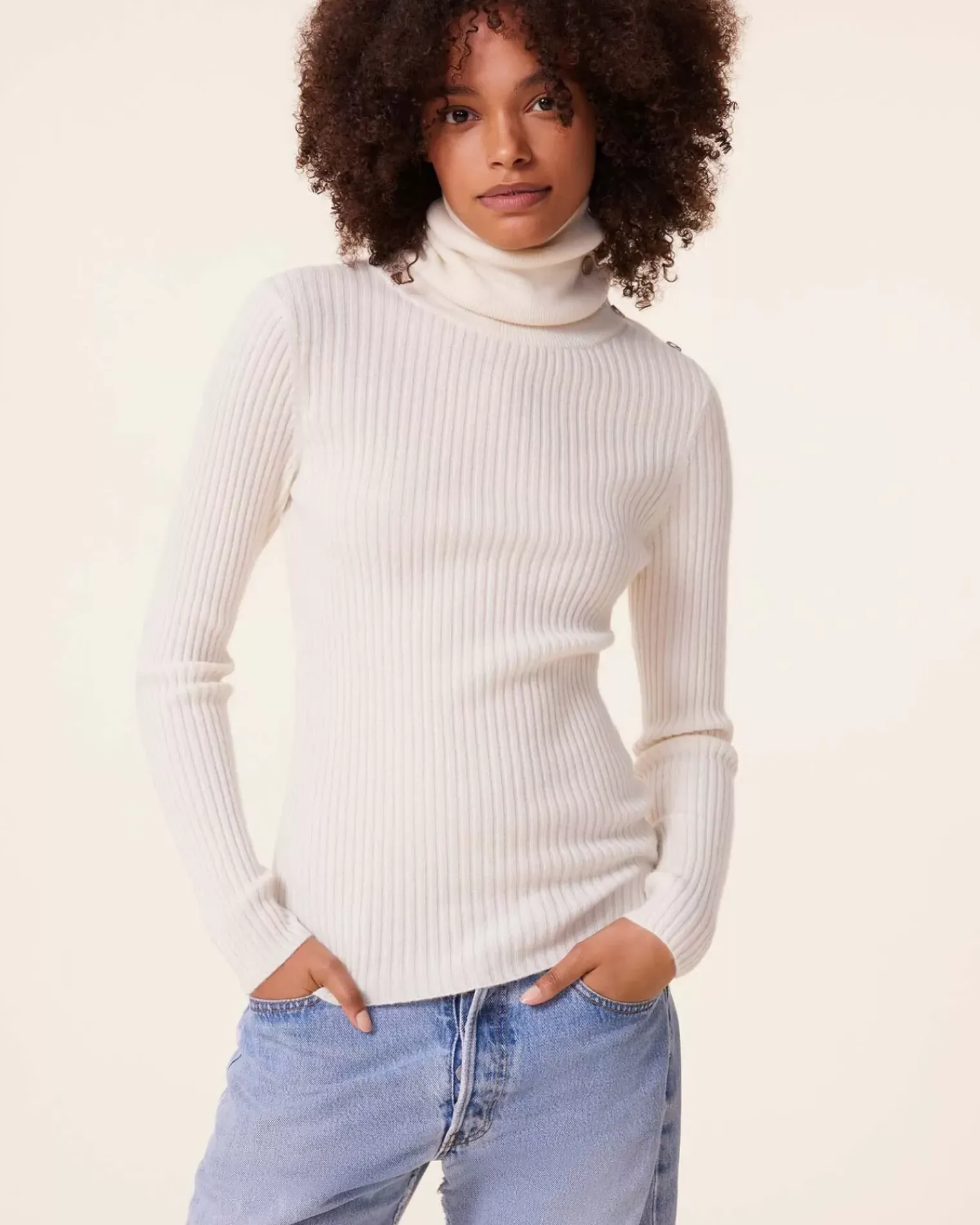 Kujten Sweaters & Sweatshirts>Ribbed Turtleneck Cashmere Sweater, 2-Threads Blanc
