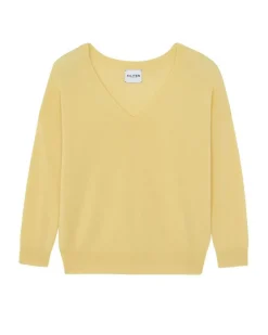 Kujten Sweaters & Sweatshirts><noscript><img width=