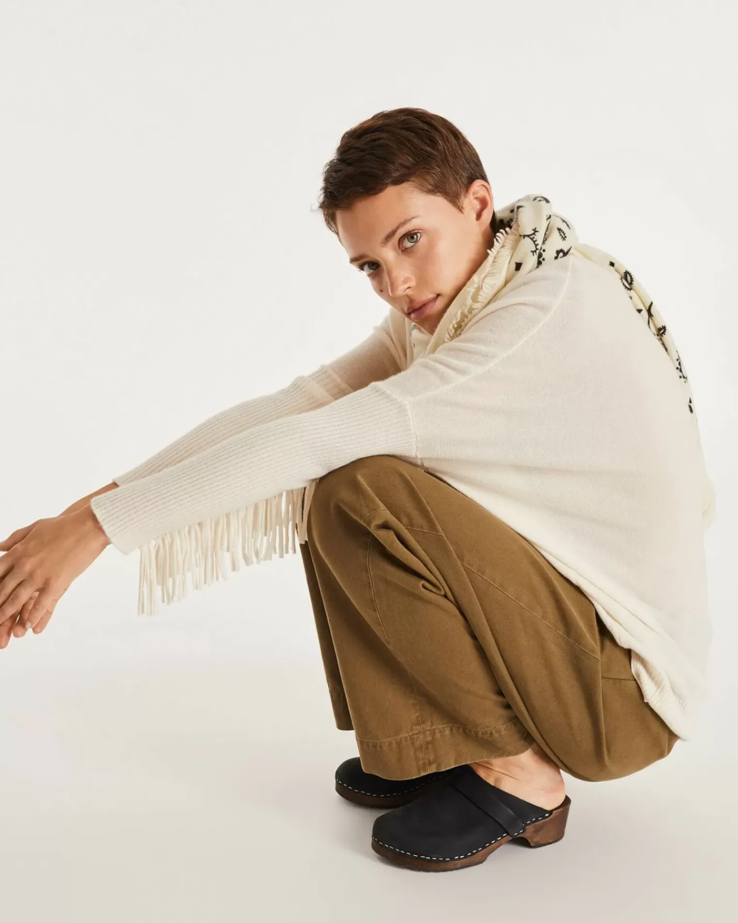 Kujten Sweaters & Sweatshirts>Round Neck Fringed Cashmere Sweater, 2-Threads Blanc