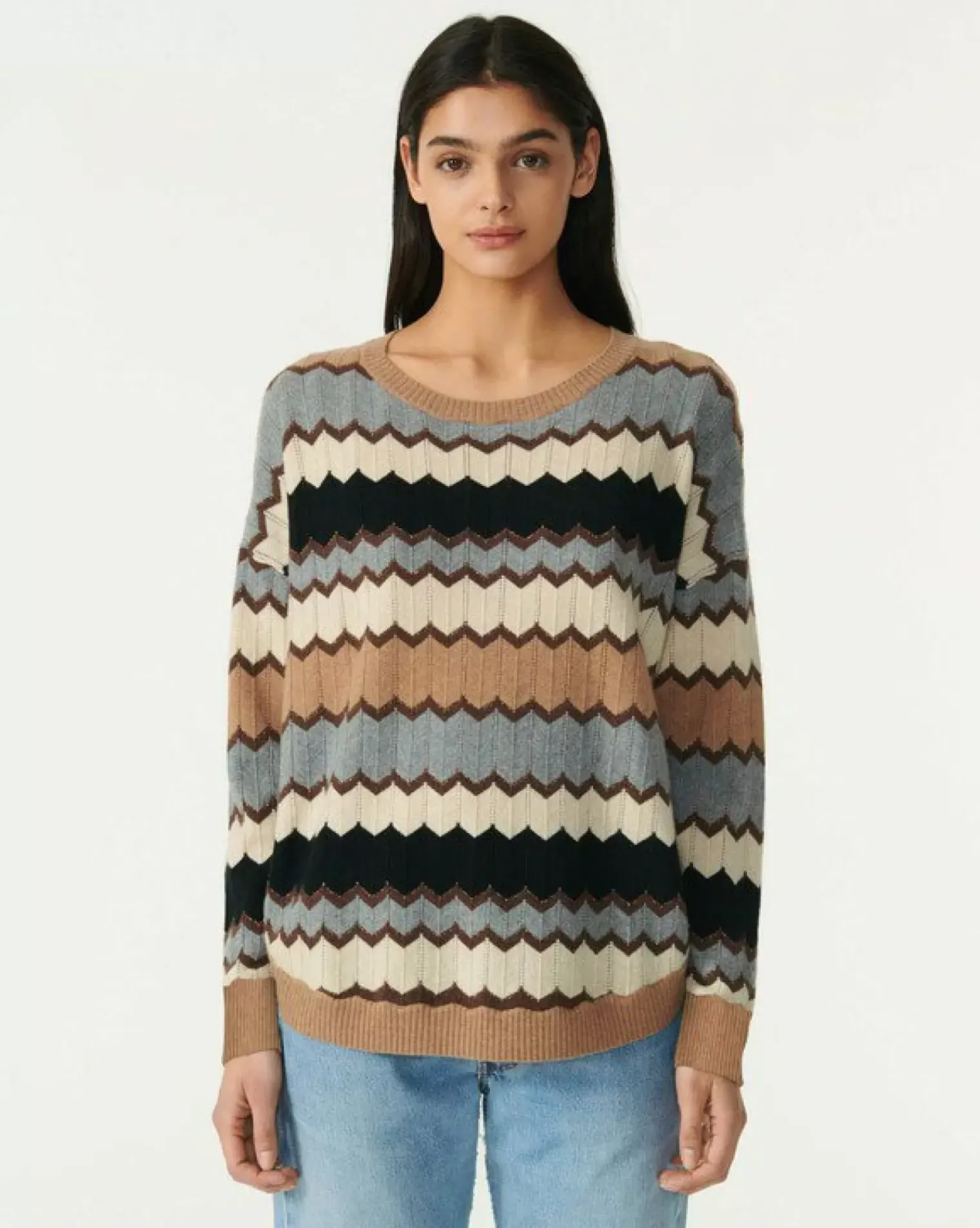 Kujten Sweaters & Sweatshirts>Round Neck Intarsia Cashmere Sweater Camelo