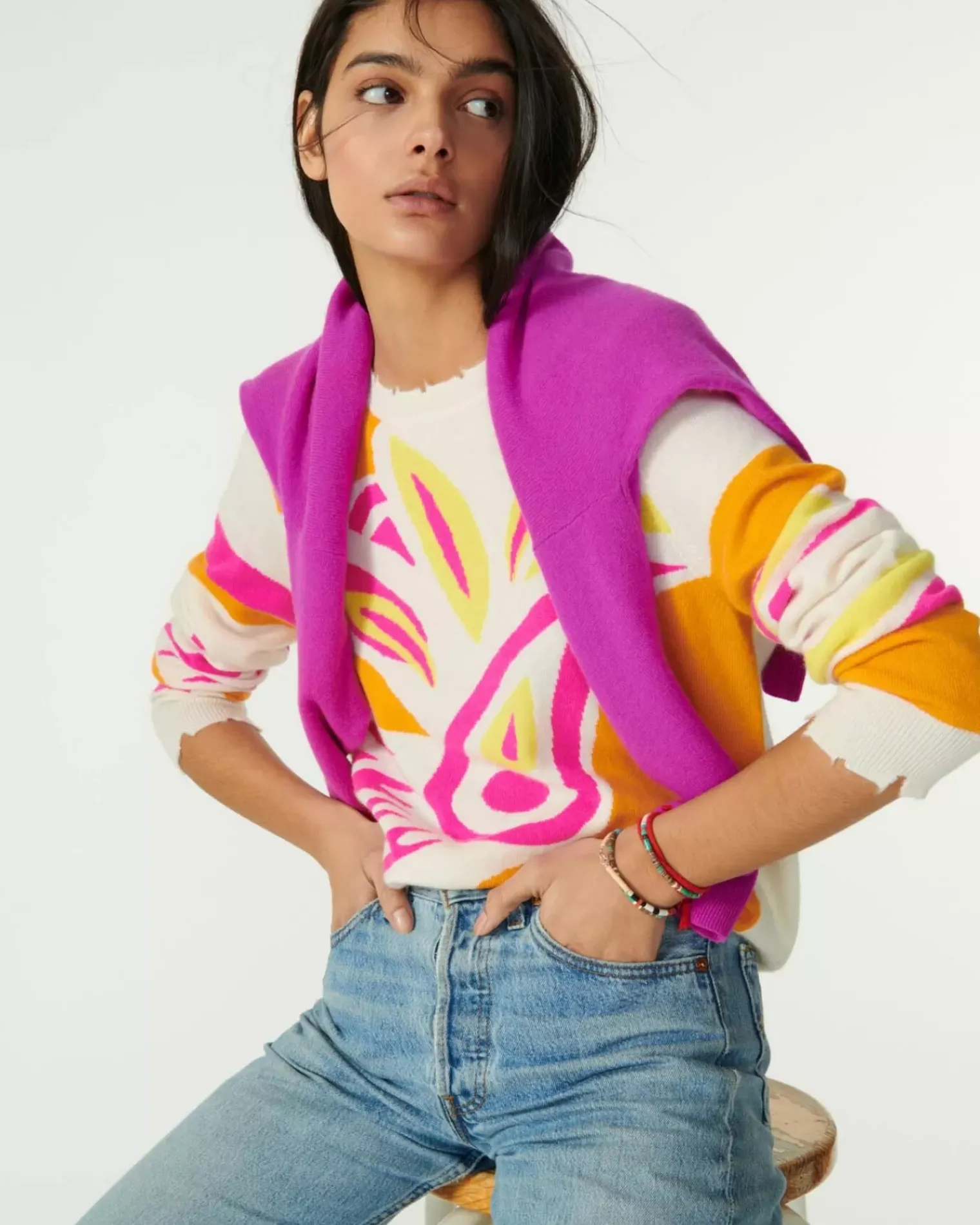 Kujten Sweaters & Sweatshirts>Round Neck Intarsia Cashmere Sweater Marigold